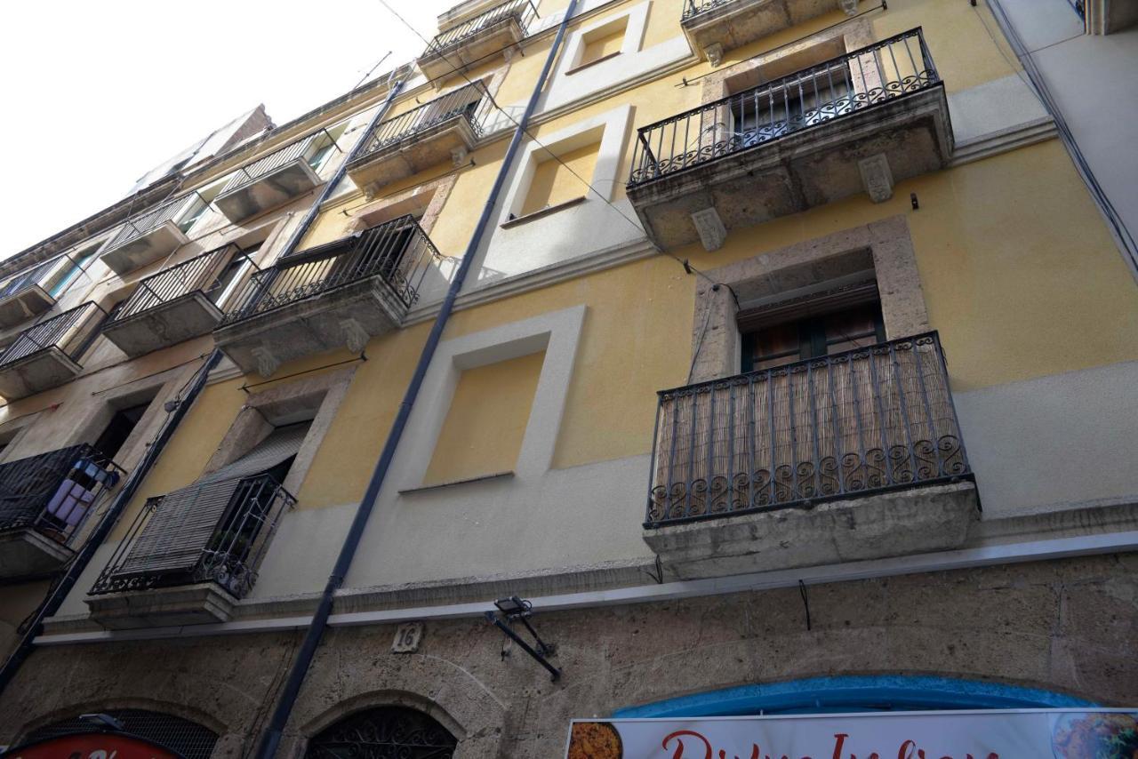 Pigal 1 Apartament Centre Historic Appartement Tarragona Buitenkant foto